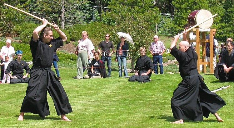 Kenjutsu: Traditionele Japanse kunst van het zwaardvechten met katana